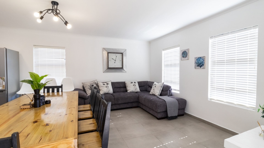 4 Bedroom Property for Sale in Sandy Point Beach Estate Western Cape